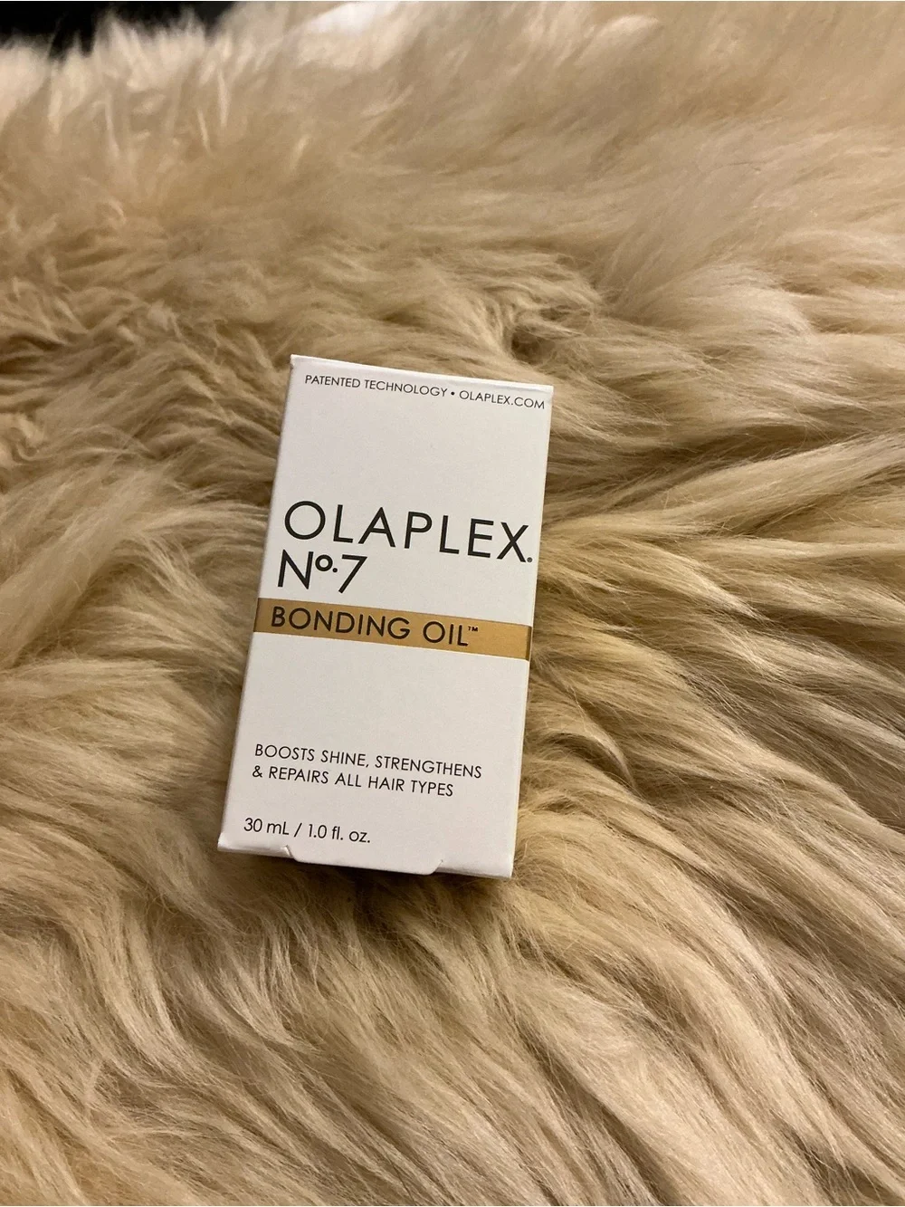 OLAPLEX No.7 Bonding Oil White Packaging with Gold Accent